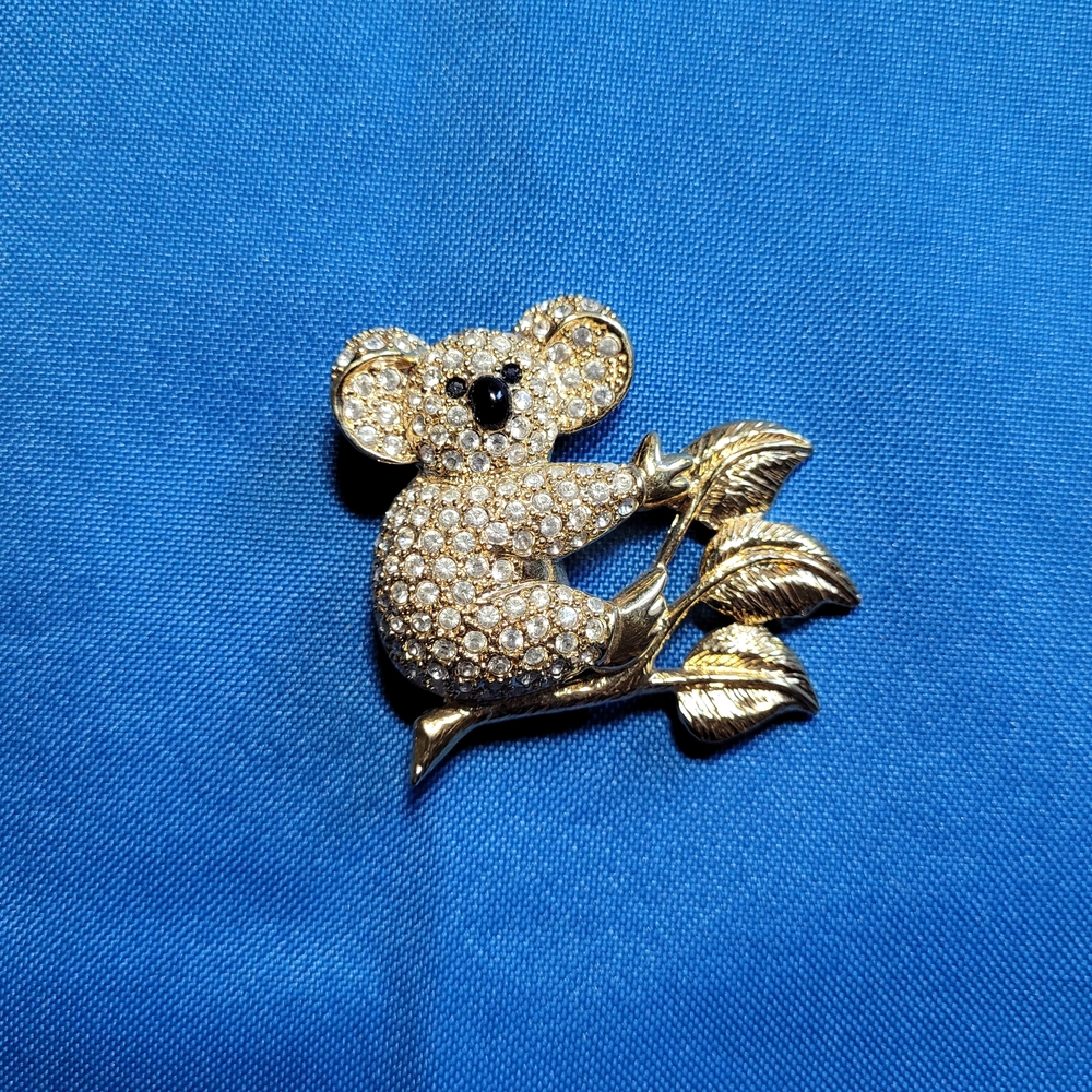 Vintage Napier Signed Rhinestone Gold Koala with Leaves Brooch